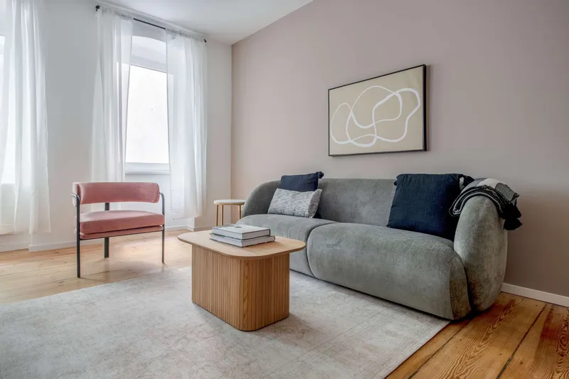 Hübsche 2-Zimmer Wohnung in Charlottenburg - voll möbliert — photo 1